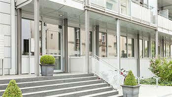 מלון פרנקפורט The Doorman Die Welle Frankfurt מראה חיצוני תמונה